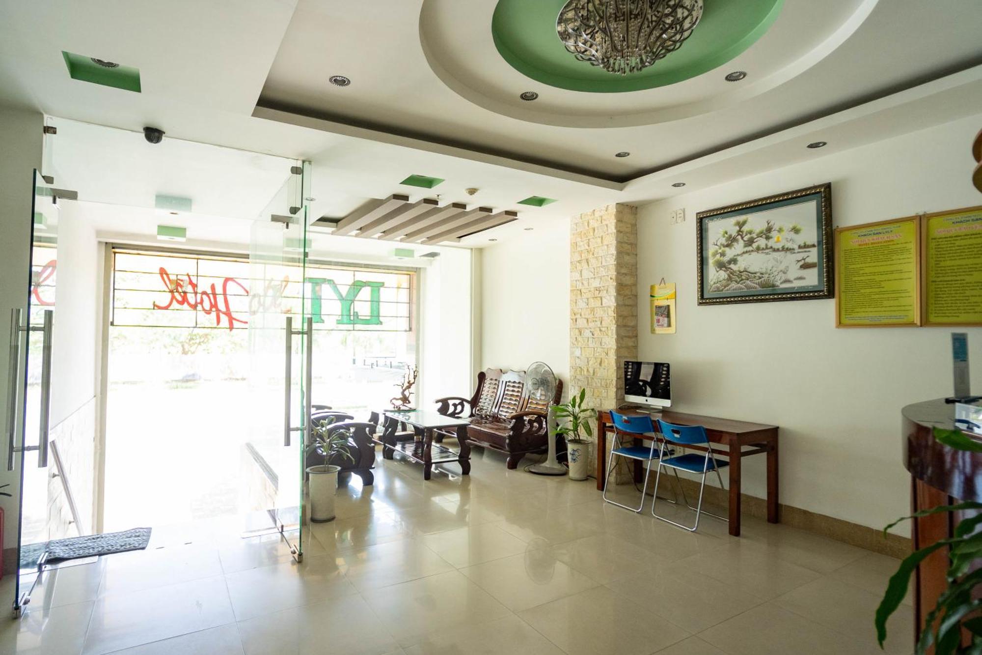 Hotel Lyly Da Nang Zewnętrze zdjęcie