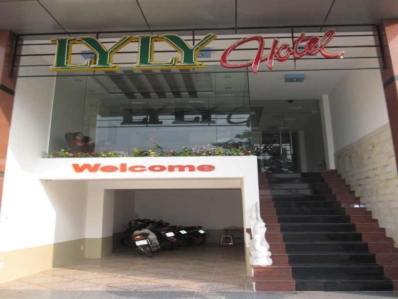 Hotel Lyly Da Nang Zewnętrze zdjęcie